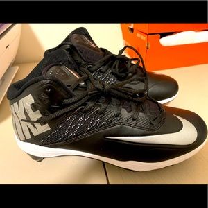Nike Zoom football cleats men’s size 9